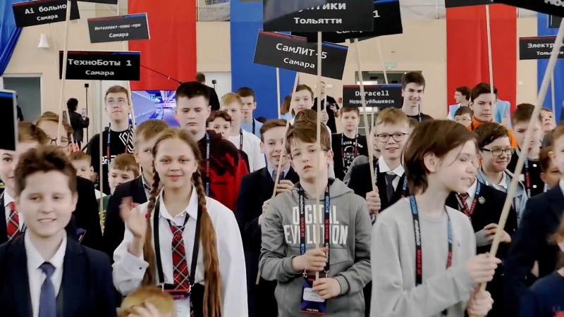  Источник изображений: MakeX Россия 